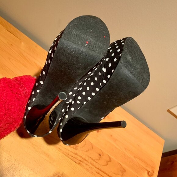 blue & white platform pumps, size 6 - Picture 4 of 5